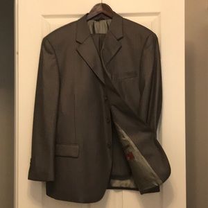 Men’s Tailored Suit - made in China